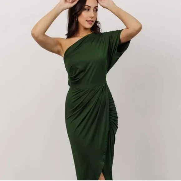 Baltic Born Dresses & Skirts - Elegant One-Shoulder Green Dress
